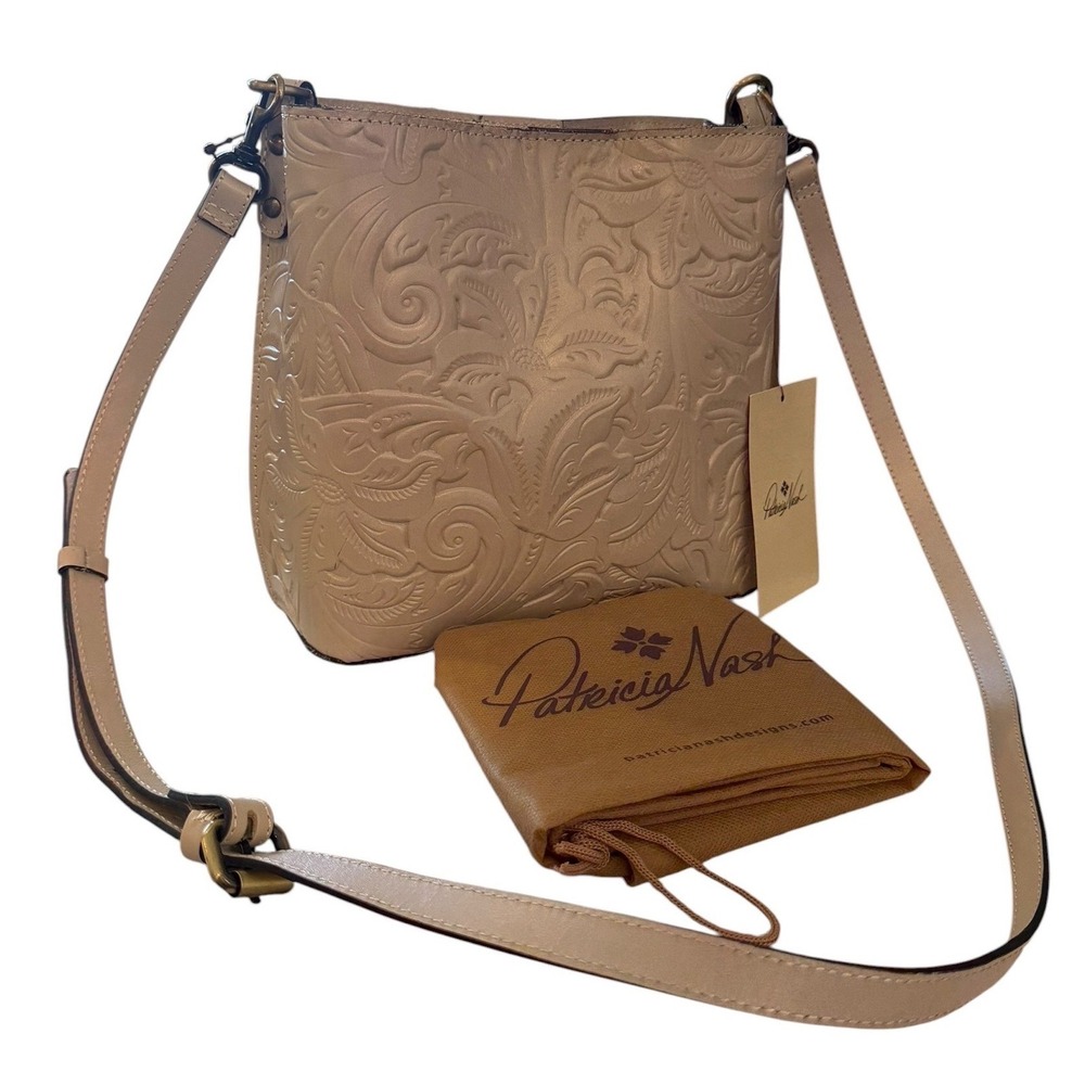 Patricia Nash Ledra Crossbody Bag Burnished Tooled Leather Chalk White P44244X